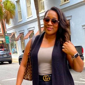 Meet your Posher, Courtney